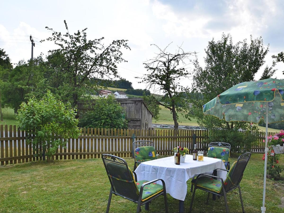 Holiday Home With Garden Near The Forest Arnschwang Ngoại thất bức ảnh