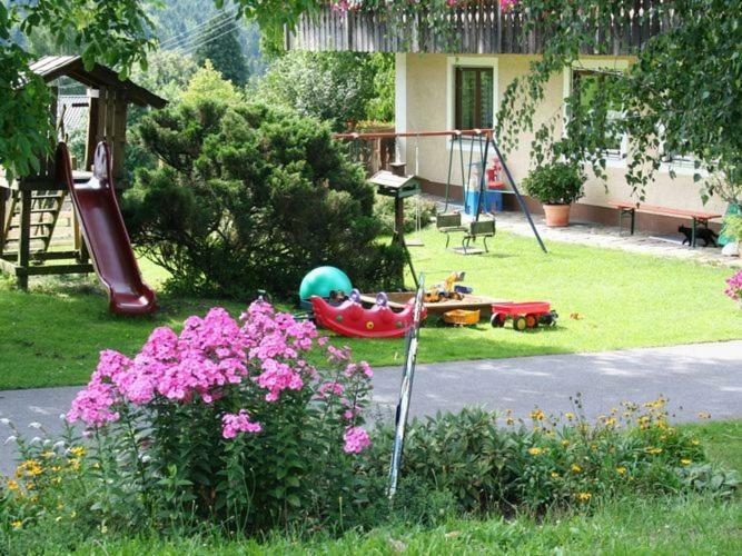 Holiday Home With Garden Near The Forest Arnschwang Ngoại thất bức ảnh